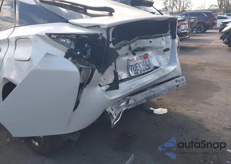 2016 Toyota Prius Three Touring из США, поврежденный, VIN JTDKARFU1G3512802